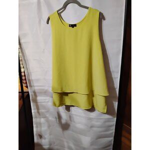 DG2 Diane Gillman 2X lime color tank rayon front with poly. back layered look dr